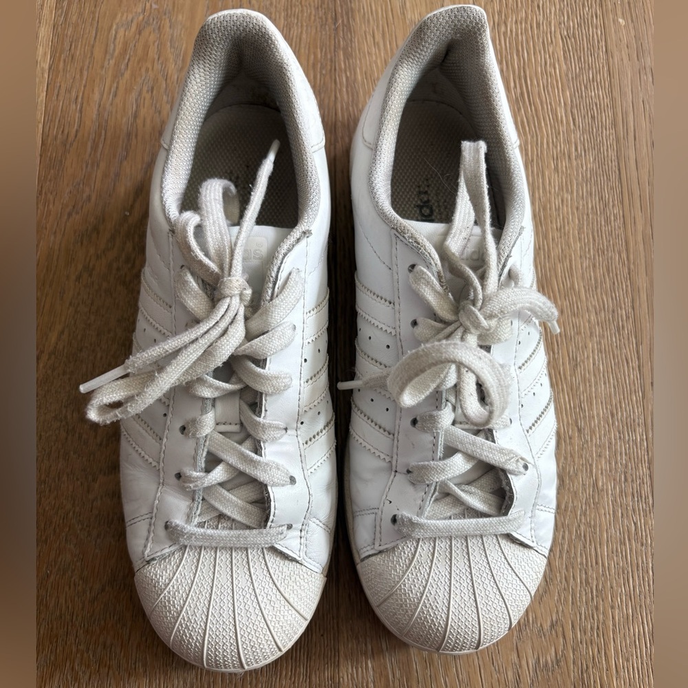 Adidas white striped sneakers men’s size 6